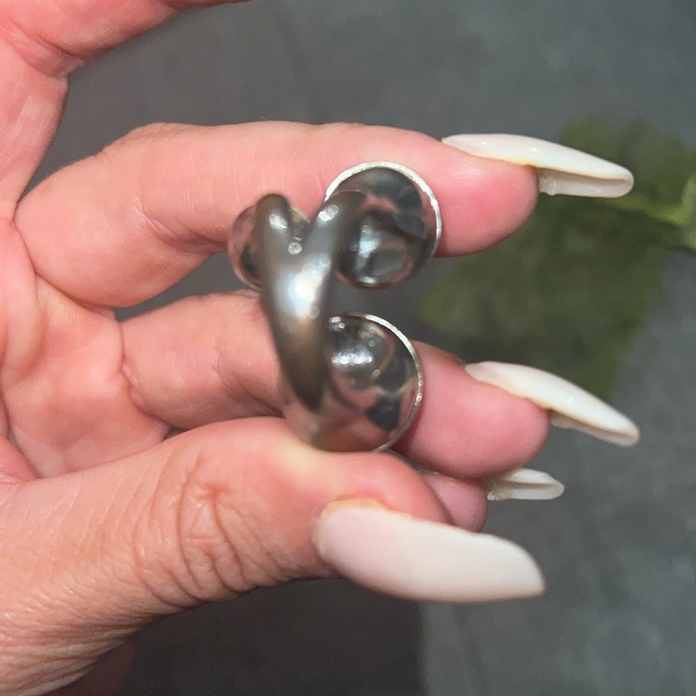 Ring - Picture 6 of 6